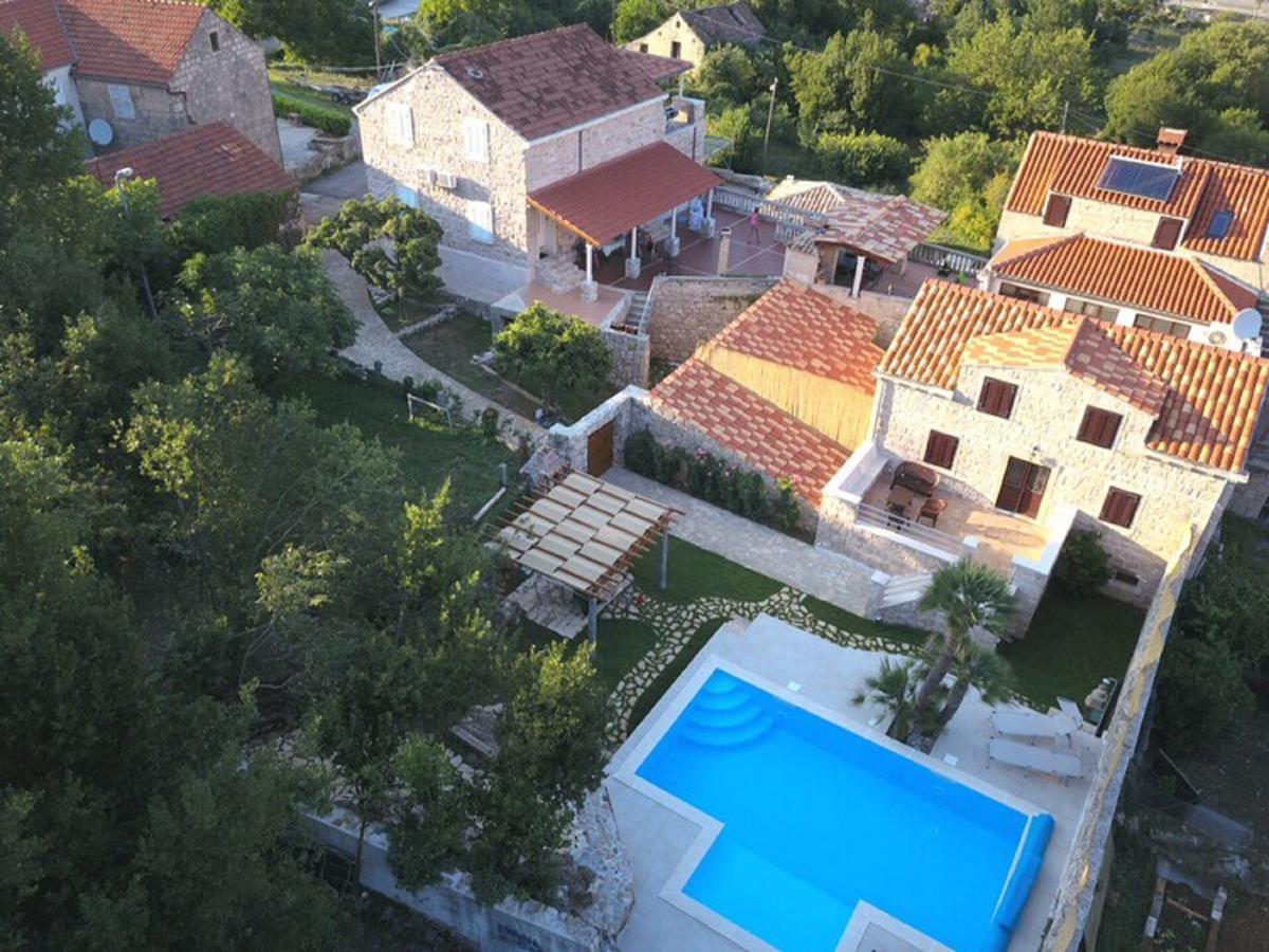 Villa Guardian Cilipi Exterior photo